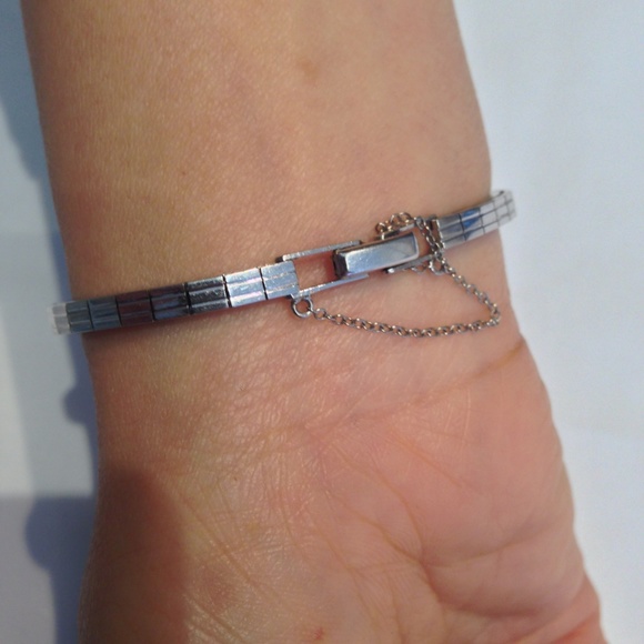 Omega Watch with Natural Diamond 14kt White Gold - Picture 7 of 7